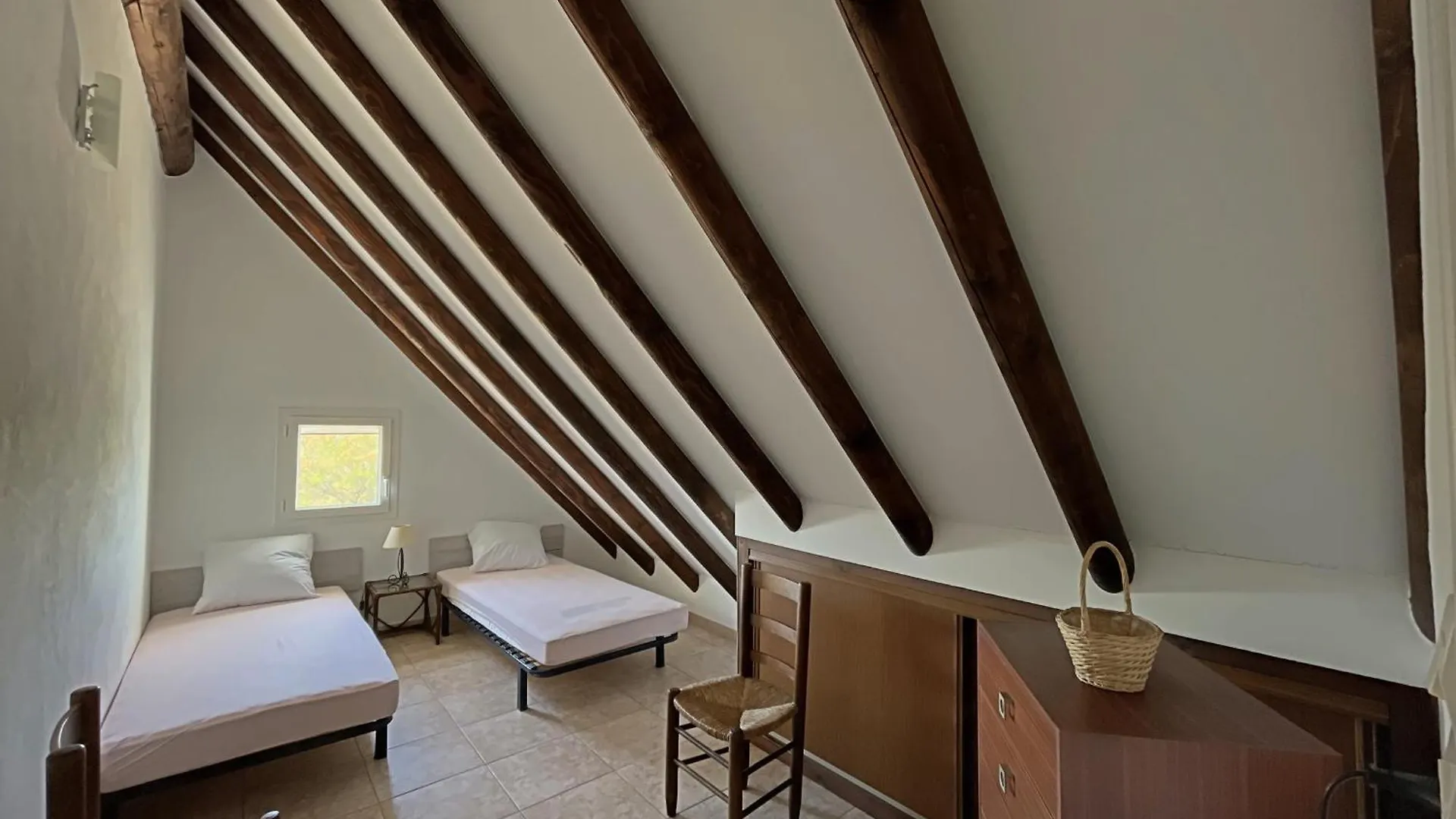 Cabane De Gardian 6 Pers, Nature, Animaux Admis, Parking - Fr-1-475-186 Saintes-Maries-de-la-Mer 0*,  Francie